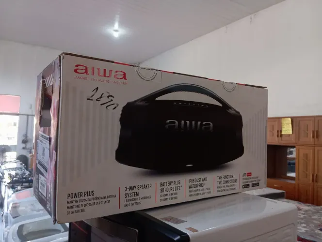 Bombox Aiwa nova