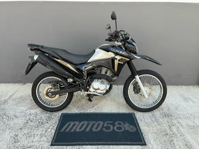 Bros 160 ESDD 2023/23 com apenas 16.000 km