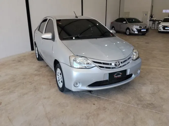 Toyota Etios X Sedan 1.5 Flex 16V 4P Aut. 2017