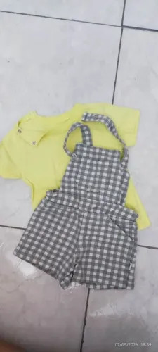 Macacão e camiseta bebê