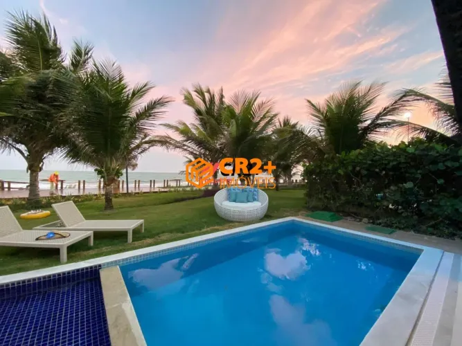 Casa Bangalô a Venda com 4 quartos, 2 suítes em Muro Alto- 165m² Beira Mar