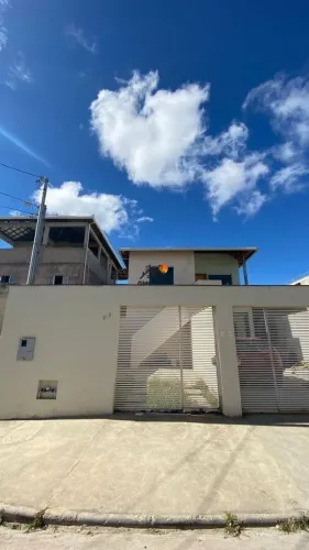 Casa Geminada 3 quartos 1 banheiro 2 Vagas
