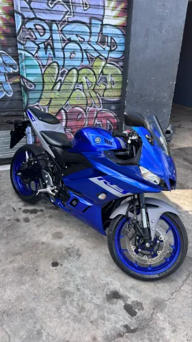 Yamaha R3 2022 - Team Yamaha Blue