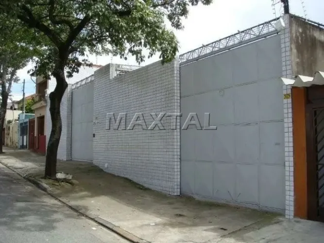 Galpão com 1000m² na Região da Casa Verde entrada para caminhões com 6 salas .