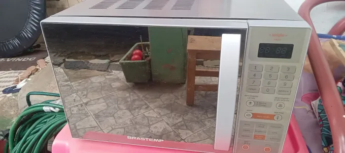 Microondas Brastemp leia o anúncio
