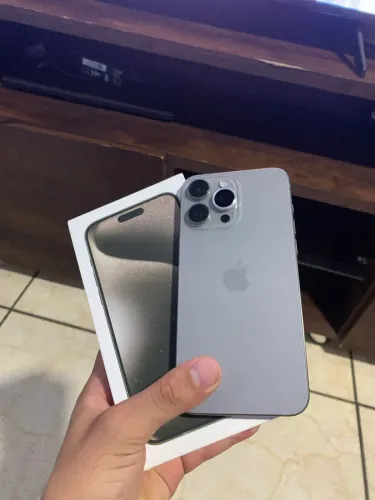 iPhone 15 pro Max 256 único dono