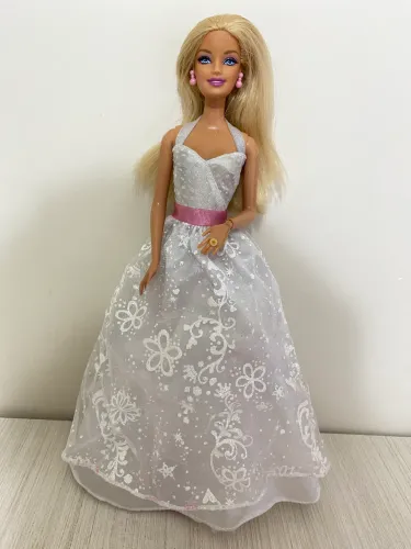 Boneca Barbie Noiva Mattel 2009