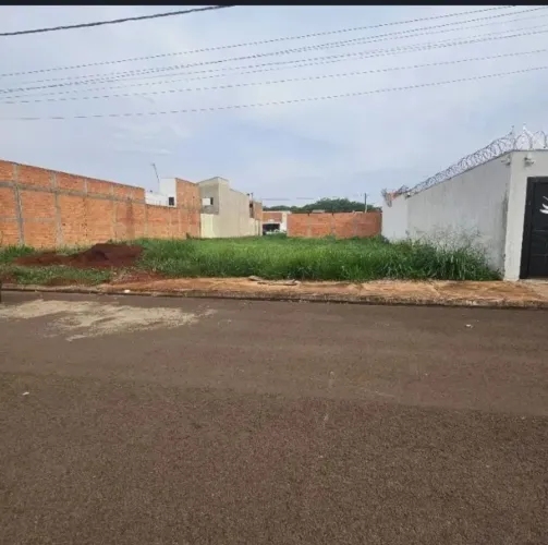 Terreno à venda em Sertãozinho-Jardim Nova europa