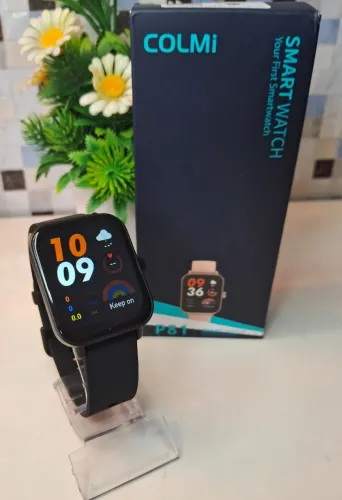 Smartwatch Colmi P81. Tela HD