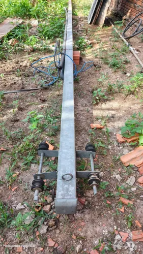 Poste de energia elétrica 220w bifase
