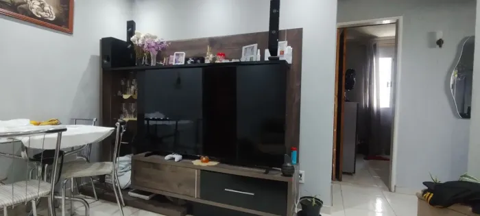 Rack com painel integrado (home theater)