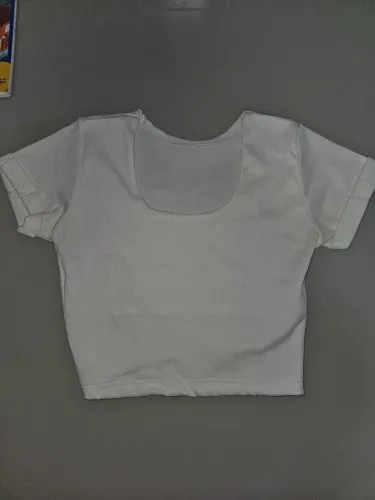 Cropped branco canelado
