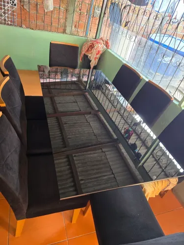 Mesa de vidro 8 cadeiras
