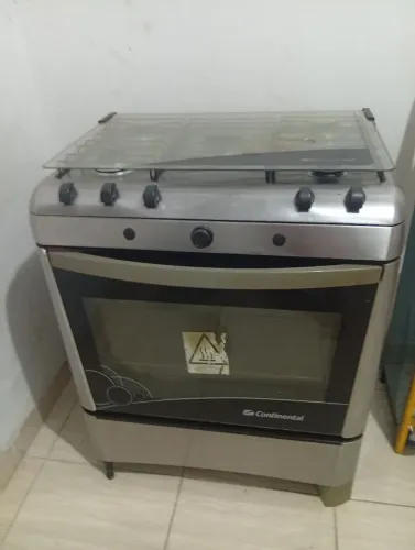 Vendo um fogão 5 bocas
