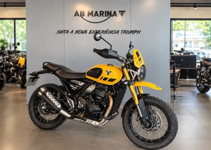 Triumph Scrambler 400 XC.