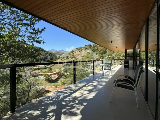 Magnífica casa à venda em um dos melhores condomínios de Itaipava, Petrópolis/RJ