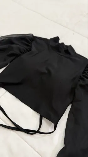 Cropped Preto Manga Bufante P/M | Novo
