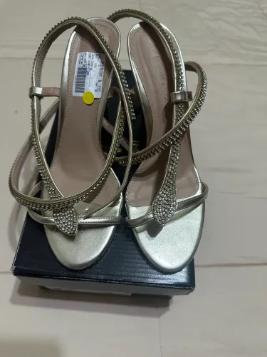 Sandália couro dourada cobra nova 38 Pison 