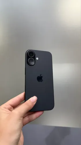iPhone 16 Preto 256 GB Seminovo