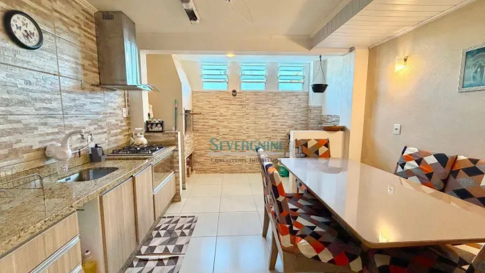 Sobrado com 2 dormitórios à venda, 73 m² por R$ 310.000,00 - Vila Cachoeirinha - Cachoeiri