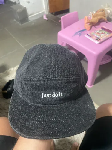 Boné Nike original 2x usado