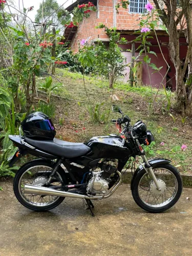 Vendo 125 pra sair logo