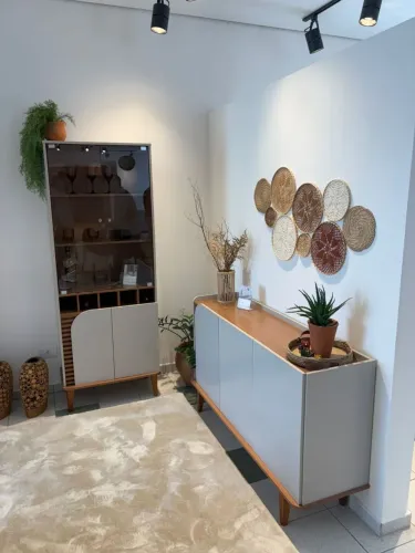 CRISTALEIRA JURERÊ + APARADOR