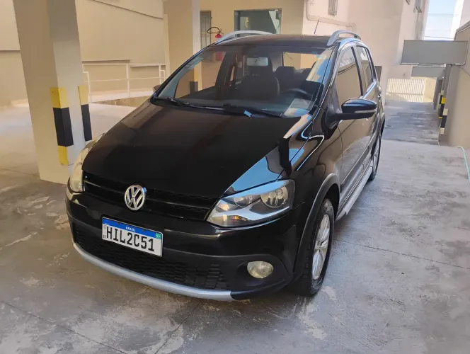 Volkswagen Crossfox 1.6 MI Total Flex 8V 5P 2013