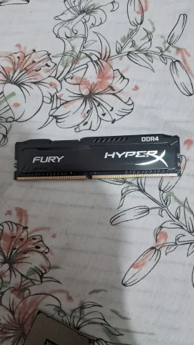 Memória 8gb HyperX Fury DDR4 - 2400mhz EXCELENTE!!