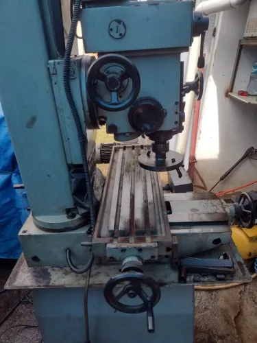Fresadora furadeira Rocco FFPR-30A