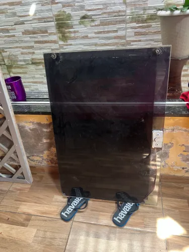 Vende se janela de vidro com fumê, Altura:1M, Largura: 80