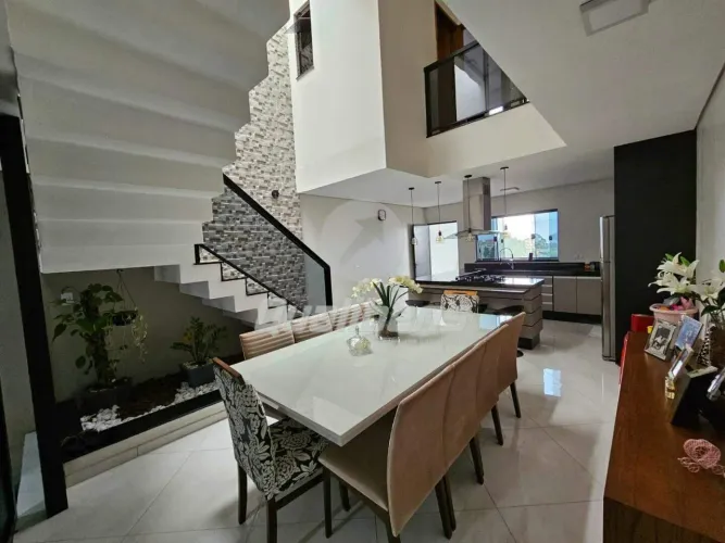 Casa em Jardim São Francisco