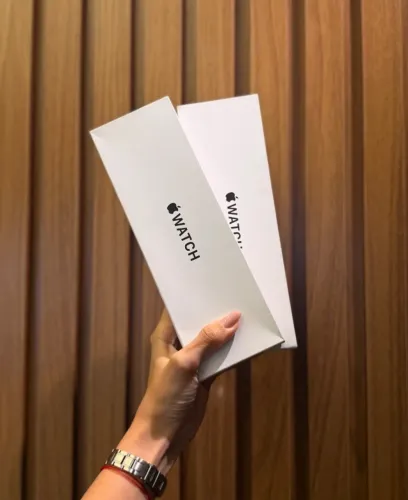 Apple Watch SE 3 40mm Starlight (Estelar) - Novo