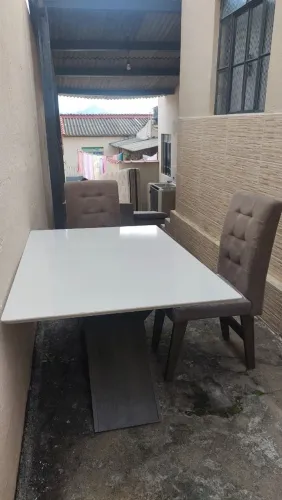 Mesa 3 cadeiras