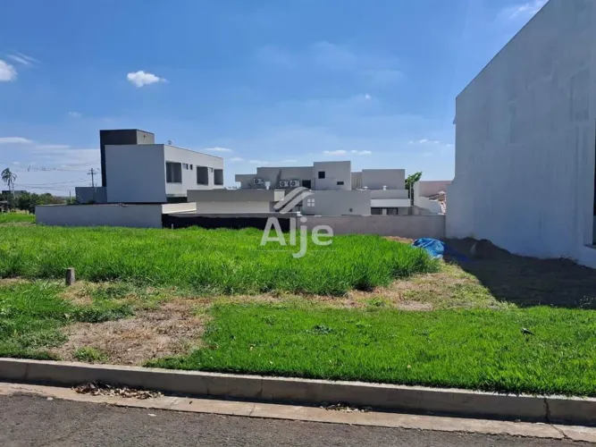VENDE-SE Lote em condomínio NO VERANA PARQUE ALVORADA - MARÍLIA/SP