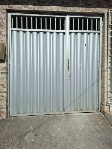 Portão de alumínio para garagem
