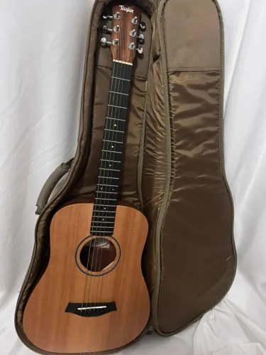 Violão Taylor Bt1e Baby Aço Eletroacústico Destro