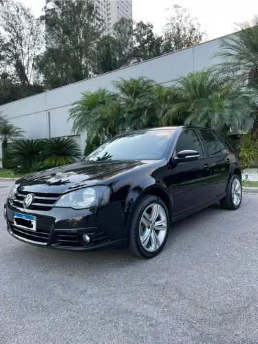 Volkswagen Golf 1.6 MI Total Flex 8V 4P 2013