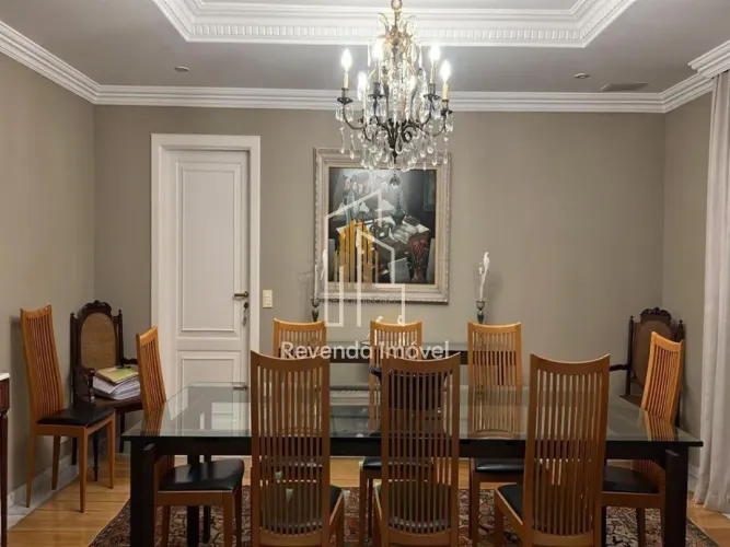 Luxuoso apartamento de 4 quartos e 4 suítes à venda no Real Parque, São Paulo-SP: 450m², 5