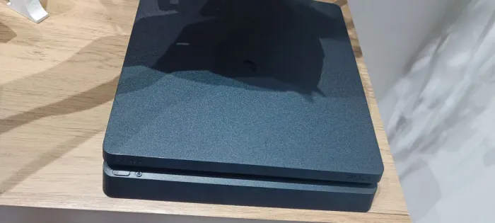 Playstation 4 Slim com 2 Controles