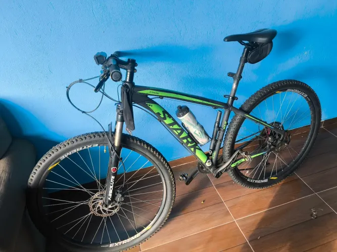 Bike MTB, toda preparada, aro 29 12 marchas.