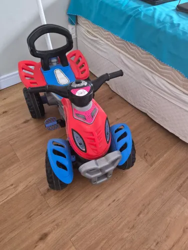 Carrinho de Passeio Quadriciclo Spider Maral 2 em 1 PARA RETIRAR NO LOCAL