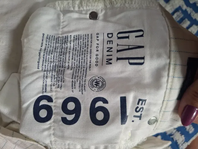 Vendo calça gap tamanho 40