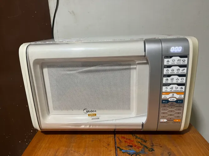 Microondas Midea
