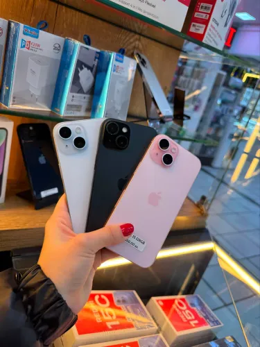 iPhone 15 128gb - Usados