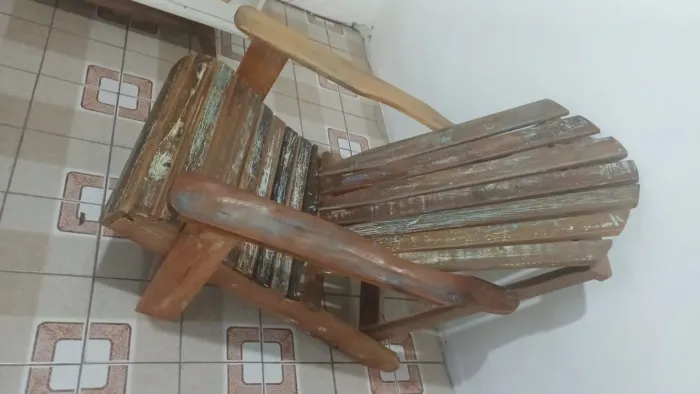Poltronas Pavão Madeira Demolição
