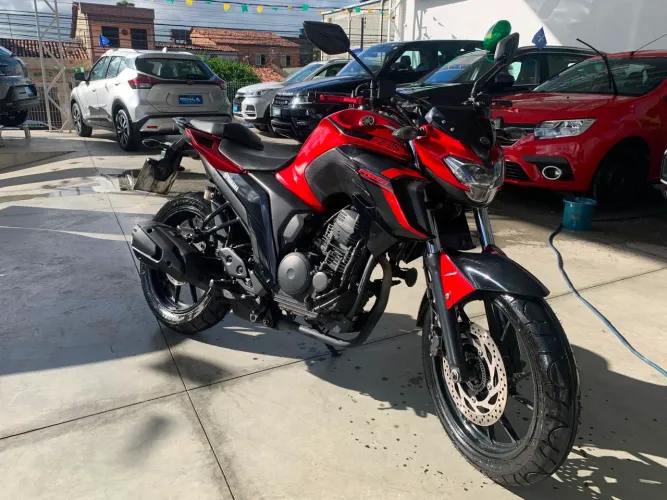 Fazer 250 2021 - ÚNICA DONA - ESTADO DE 0KM 