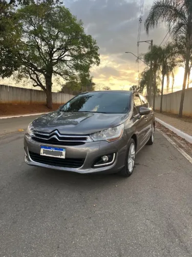 Citroen C4 Lounge Tendance 1.6 Turbo 4P AUT 2015