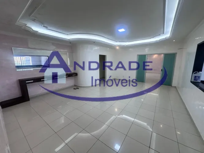 Casa com 6 quartos para alugar em Contagem