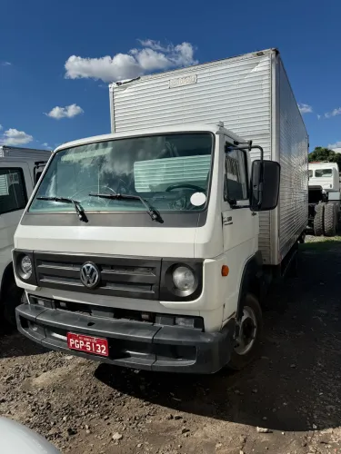 Caminhão Volkswagen 8.160 2013